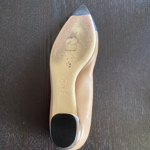 Chanel Lambskin Coco Line Pointed Toe Ballerina - Picture 4 of 6